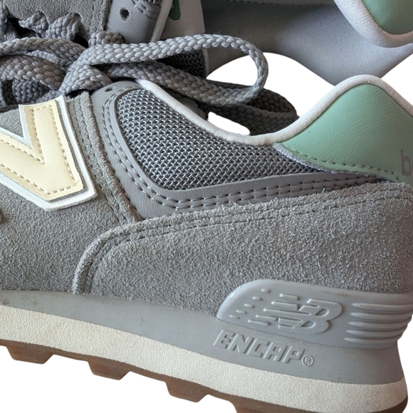 New Balance 574 Classic Sneakers Running Active Gym Women 9.5 Gray Yellow Suede - Picture 8 of 13